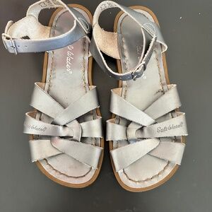 Girls Saltwater Sandal by Hoy Original Style Silver Size 3